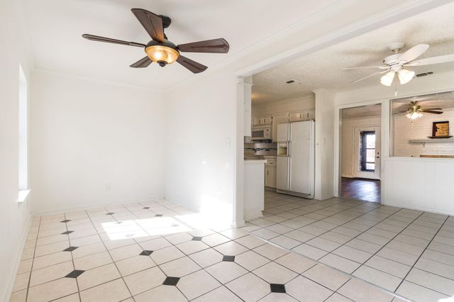 2201 Peebles DR, Killeen, TX 76543