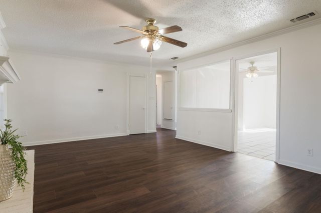 2201 Peebles DR, Killeen, TX 76543