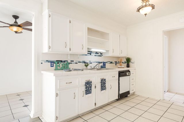 2201 Peebles DR, Killeen, TX 76543