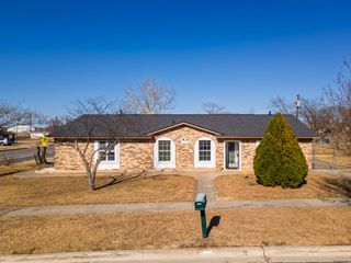 2201 Peebles DR, Killeen, TX 76543