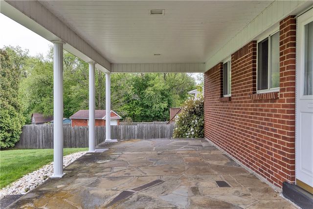 217 Eleanor Drive, Latrobe, PA 15650