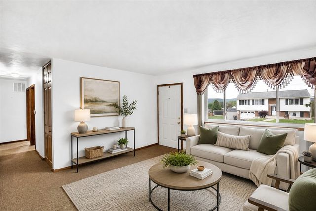 217 Eleanor Drive, Latrobe, PA 15650