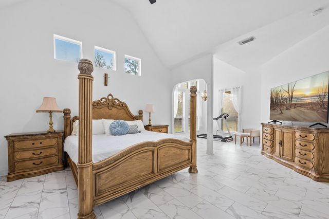 11718 Live Oak Drive, Magnolia, TX 77354