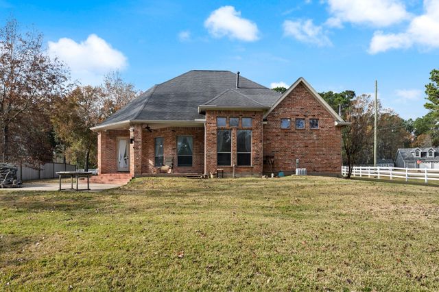 11718 Live Oak Drive, Magnolia, TX 77354