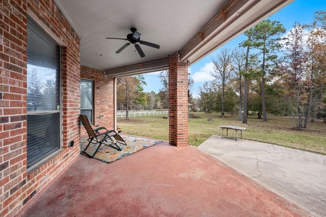 11718 Live Oak Drive, Magnolia, TX 77354