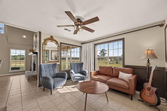 16910 County Line Road Road, Winnie, TX 77665