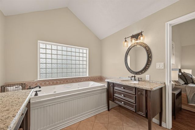 16910 County Line Road Road, Winnie, TX 77665