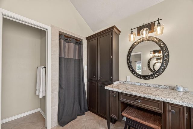 16910 County Line Road Road, Winnie, TX 77665