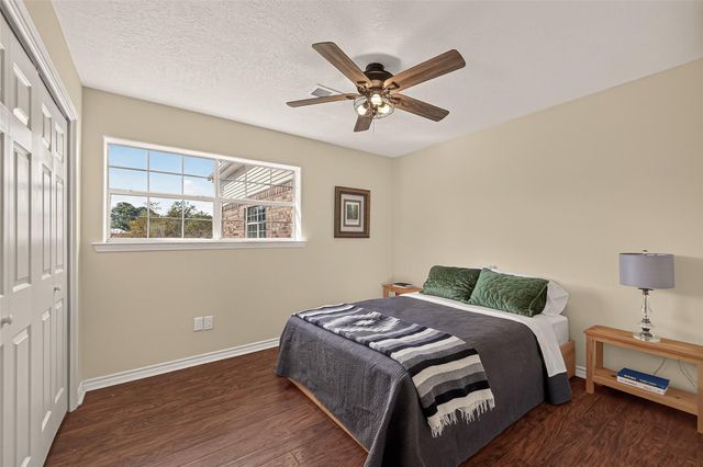 16910 County Line Road Road, Winnie, TX 77665