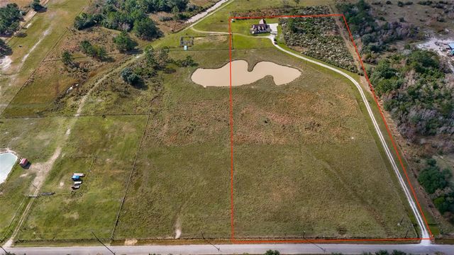 16910 County Line Road Road, Winnie, TX 77665