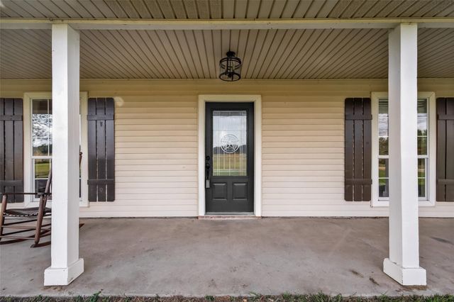 16910 County Line Road Road, Winnie, TX 77665