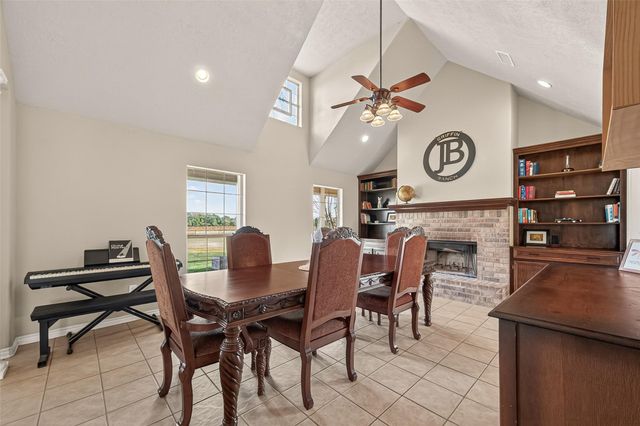 16910 County Line Road Road, Winnie, TX 77665