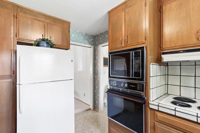 1018 Plum Ln, Davis, CA 95616