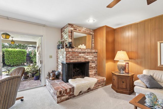 1018 Plum Ln, Davis, CA 95616