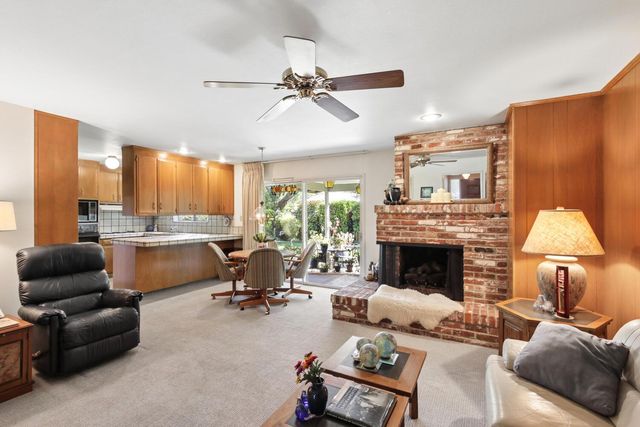 1018 Plum Ln, Davis, CA 95616