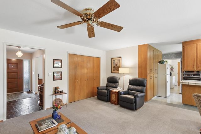 1018 Plum Ln, Davis, CA 95616