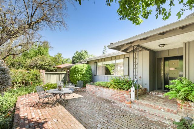 1018 Plum Ln, Davis, CA 95616