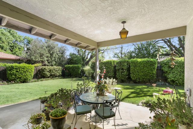 1018 Plum Ln, Davis, CA 95616