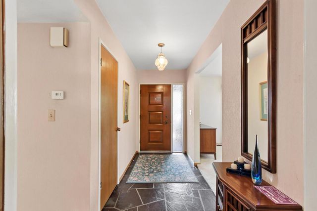 1018 Plum Ln, Davis, CA 95616