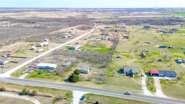 6830 Fm 2114, Hubbard, TX 76648