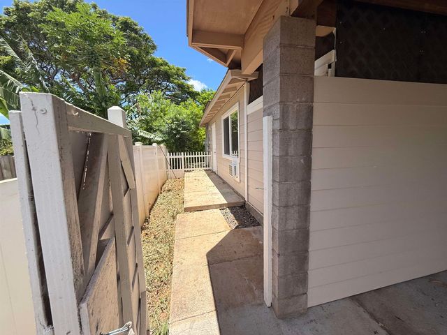 89 Kupalaiki Loop, Kihei, HI 96753