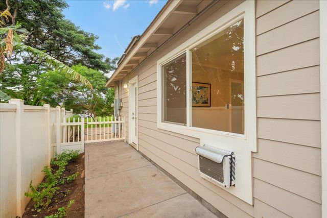 89 Kupalaiki Loop, Kihei, HI 96753