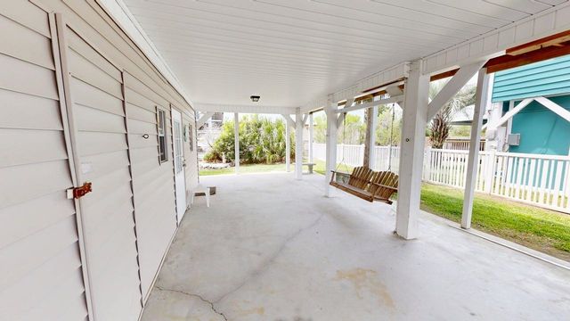407 25th Ave. N, North Myrtle Beach, SC 29582