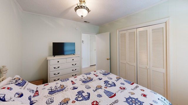 407 25th Ave. N, North Myrtle Beach, SC 29582