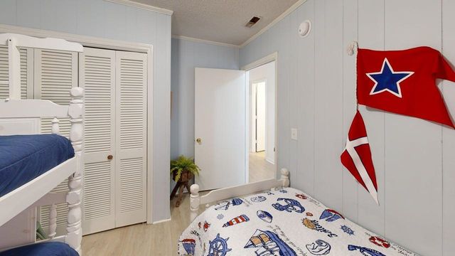 407 25th Ave. N, North Myrtle Beach, SC 29582