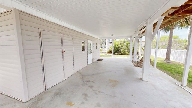 407 25th Ave. N, North Myrtle Beach, SC 29582