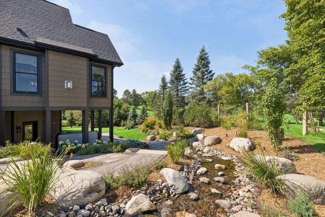 607 Heritage Place, Stillwater, MN 55082