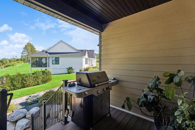 607 Heritage Place, Stillwater, MN 55082