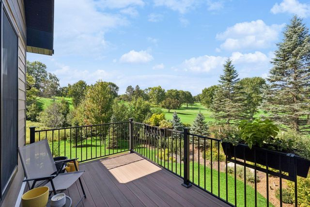 607 Heritage Place, Stillwater, MN 55082