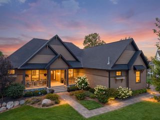607 Heritage Place, Stillwater, MN 55082