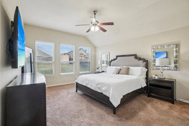 1117 Daventry Drive, Glenn Heights, TX 75154