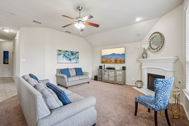 1117 Daventry Drive, Glenn Heights, TX 75154