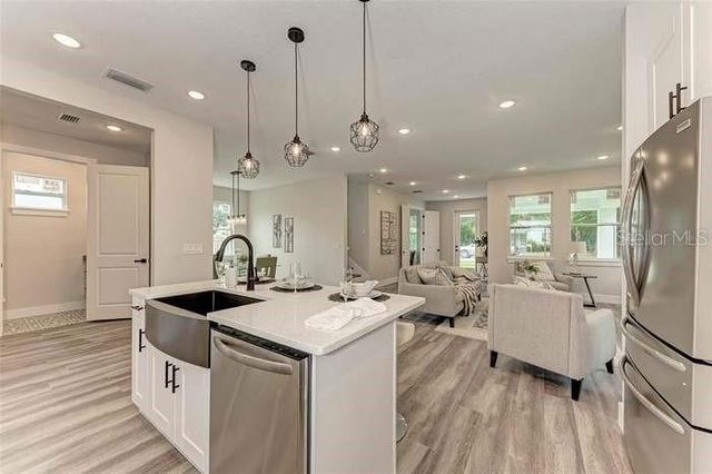 3501 3RD AVENUE N 1, St Petersburg, FL 33713