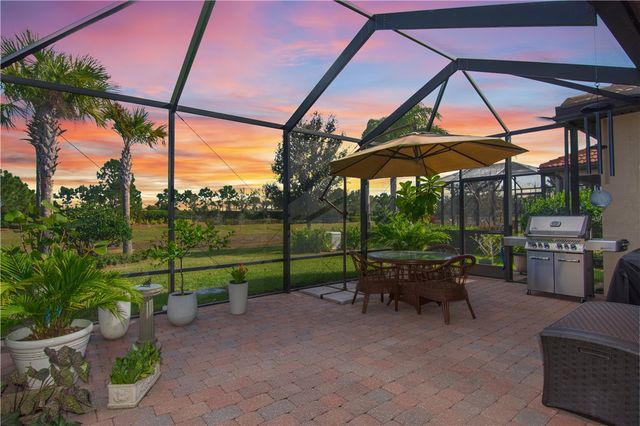 5041 Pendelton Square, Vero Beach, FL 32967