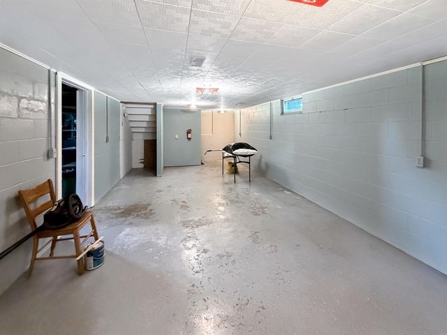 201 A Street, Traer, IA 50675