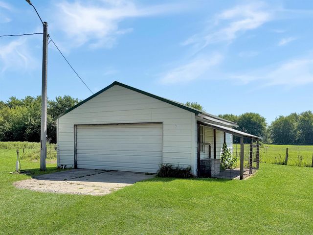 201 A Street, Traer, IA 50675