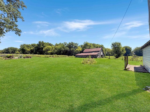 201 A Street, Traer, IA 50675