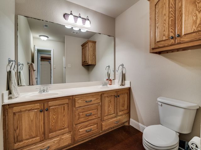 9201 Prairie Chapel Road, Crandall, TX 75114