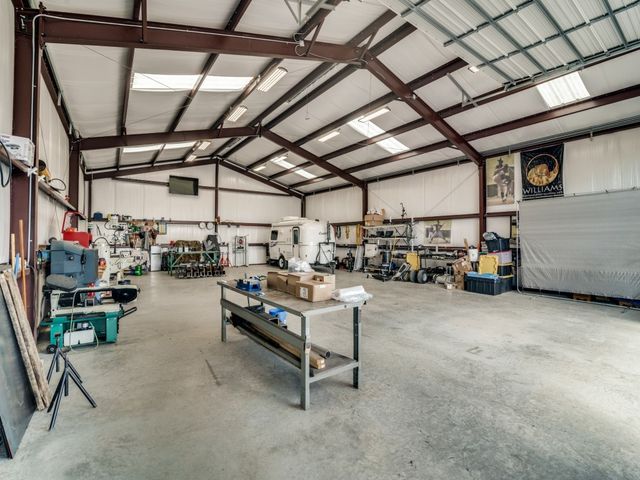 9201 Prairie Chapel Road, Crandall, TX 75114