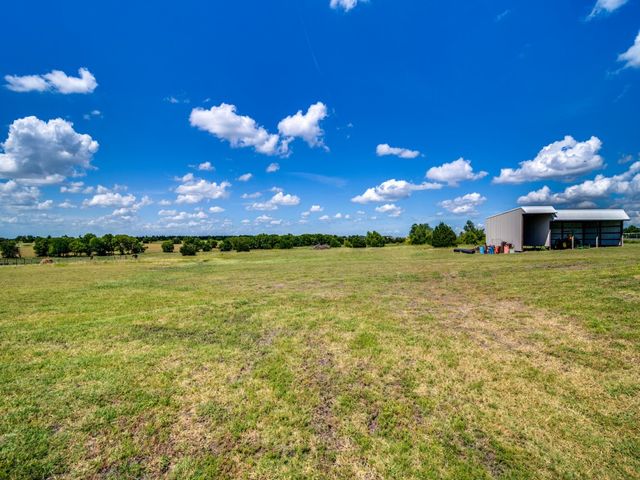 9201 Prairie Chapel Road, Crandall, TX 75114