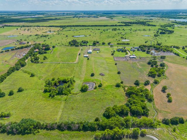 9201 Prairie Chapel Road, Crandall, TX 75114