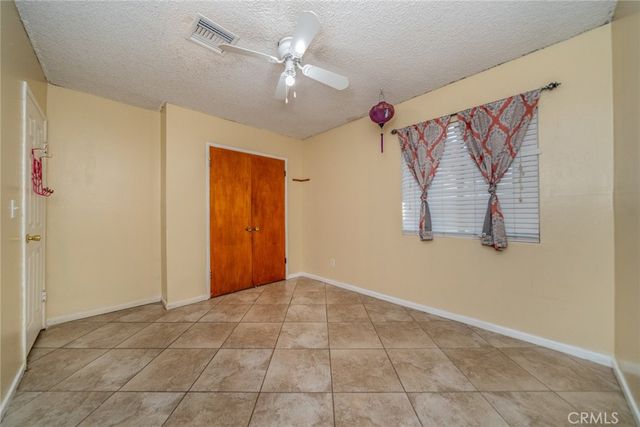 27150 Cypress, Highland, CA 92346