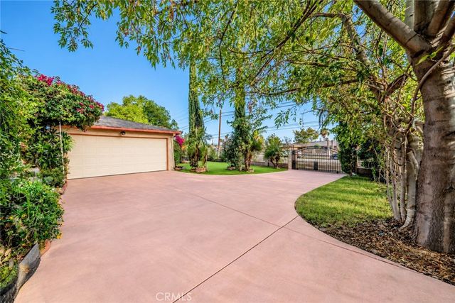 27150 Cypress, Highland, CA 92346