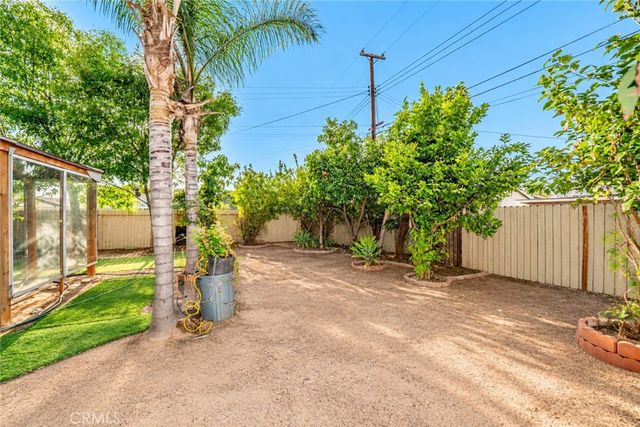 27150 Cypress, Highland, CA 92346