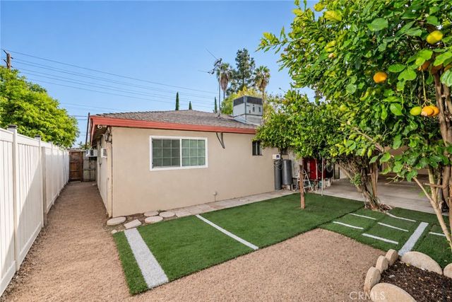 27150 Cypress, Highland, CA 92346