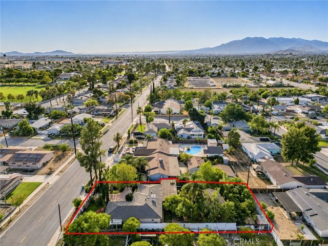 27150 Cypress, Highland, CA 92346